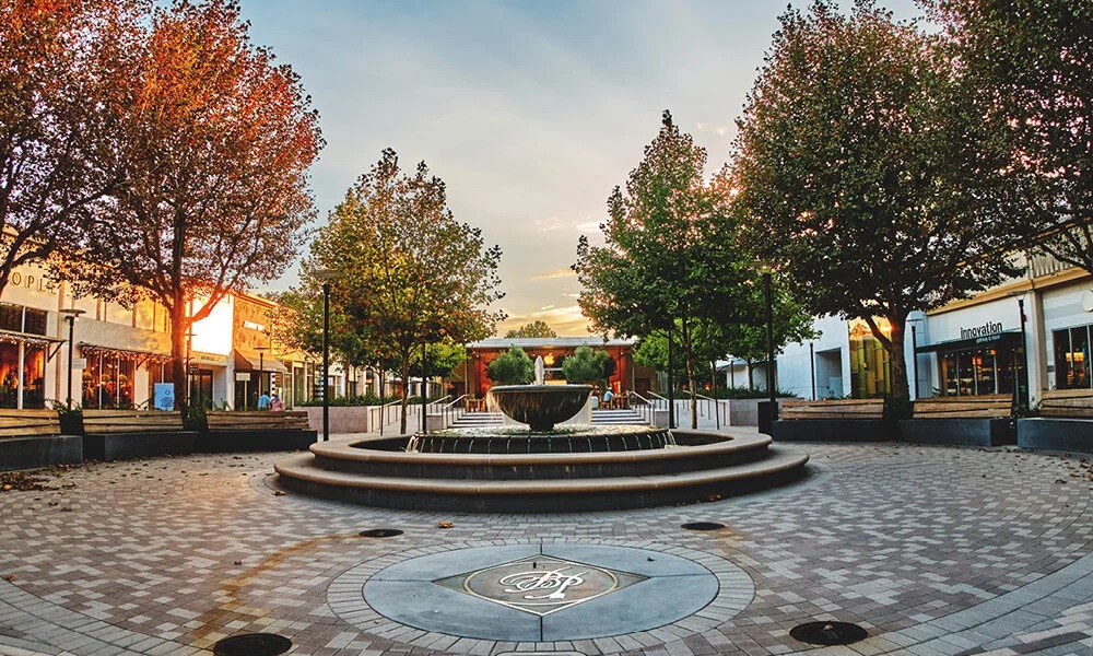 Broadway-Plaza-Fountain-Walnut-Creek